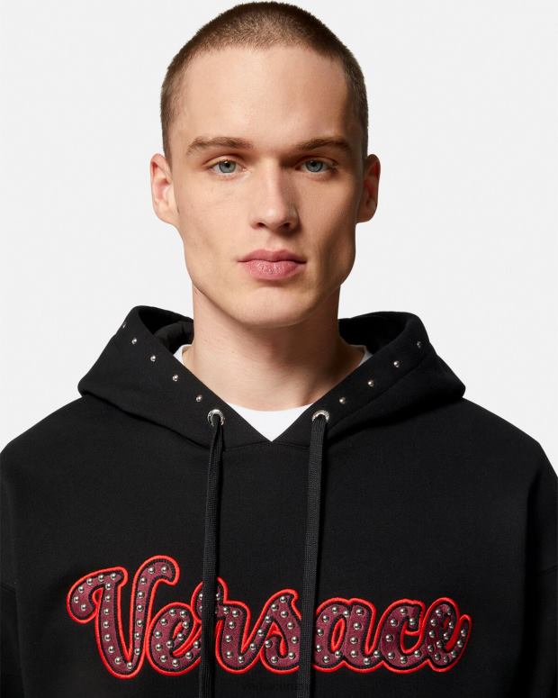 esso Versace uomini Felpa con cappuccio con logo varsity borchiato nero JT08Z1425 vestiario