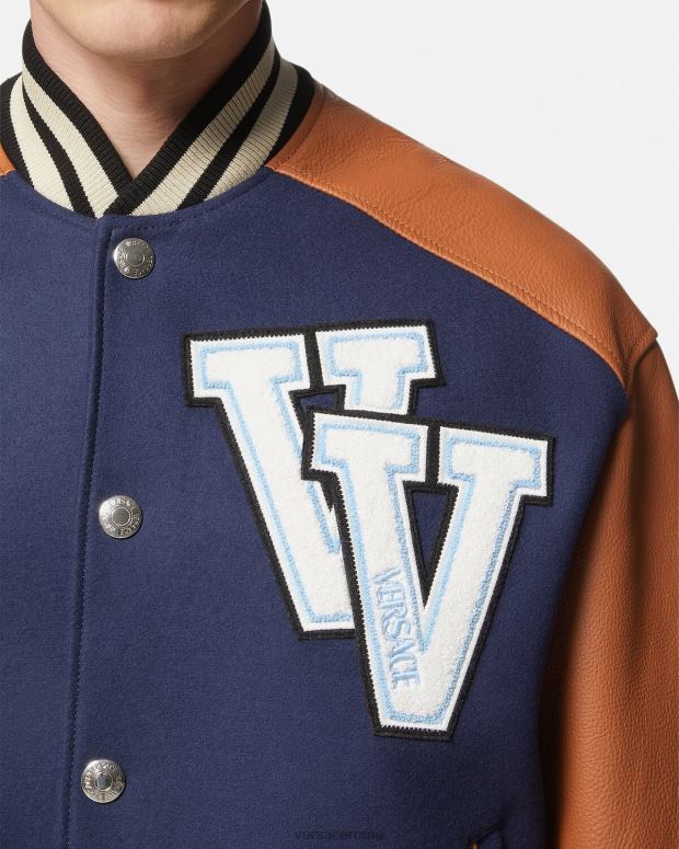 esso Versace uomini Bomber con logo varsity blu e marrone JT08Z1257 vestiario